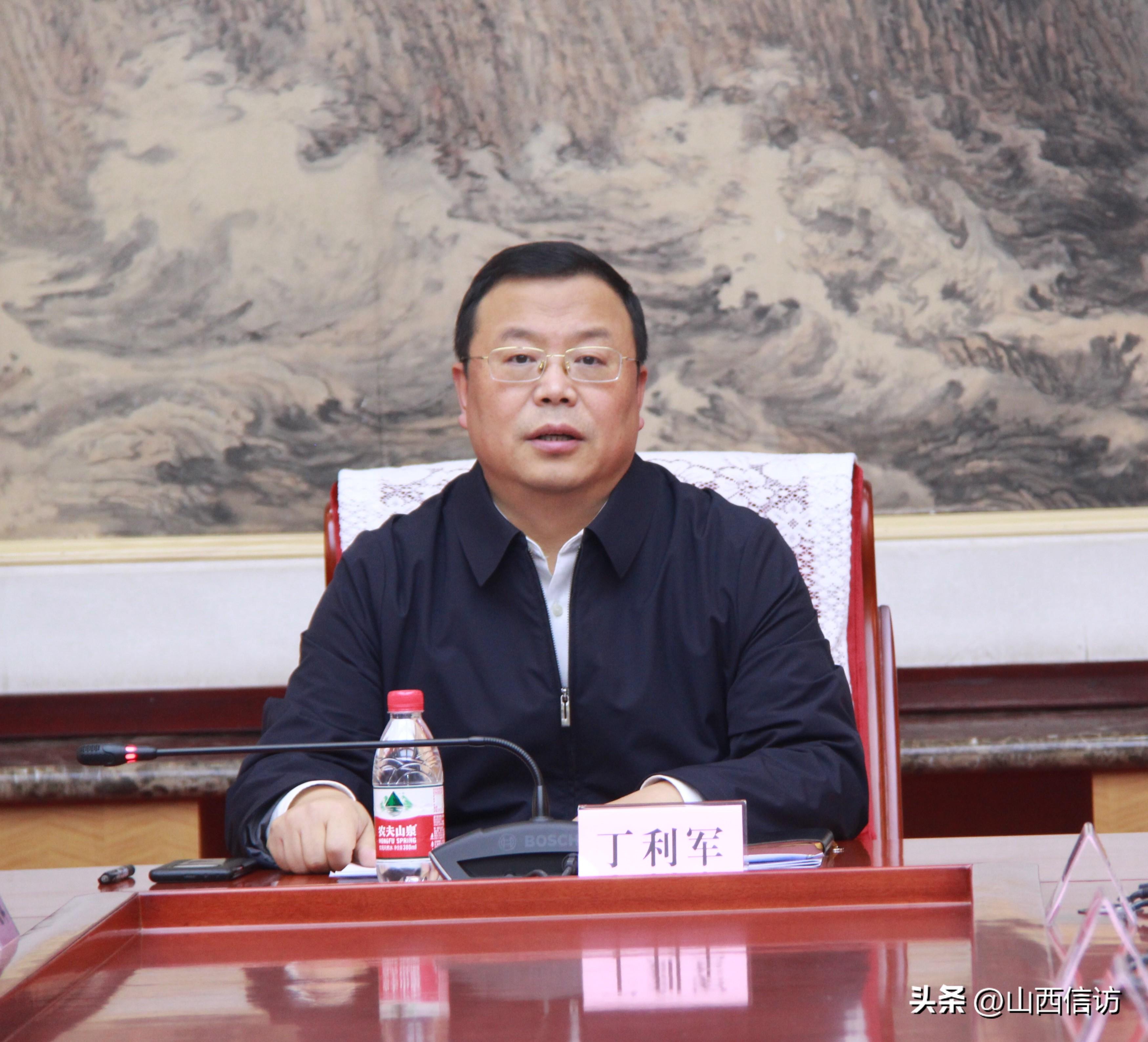 丁利军与赵晓春的关系，深度探究，丁利军与赵晓春关系深度探究