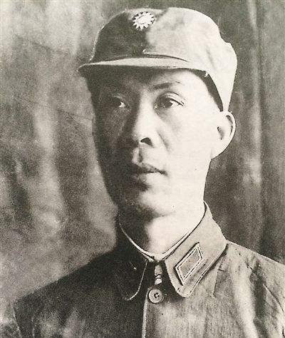 中国开国上将排名及其历史贡献，中国开国上将排名及其历史贡献概览