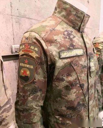 空降兵迷彩服，荣耀与使命的象征，空降兵迷彩服，荣耀与使命的战袍