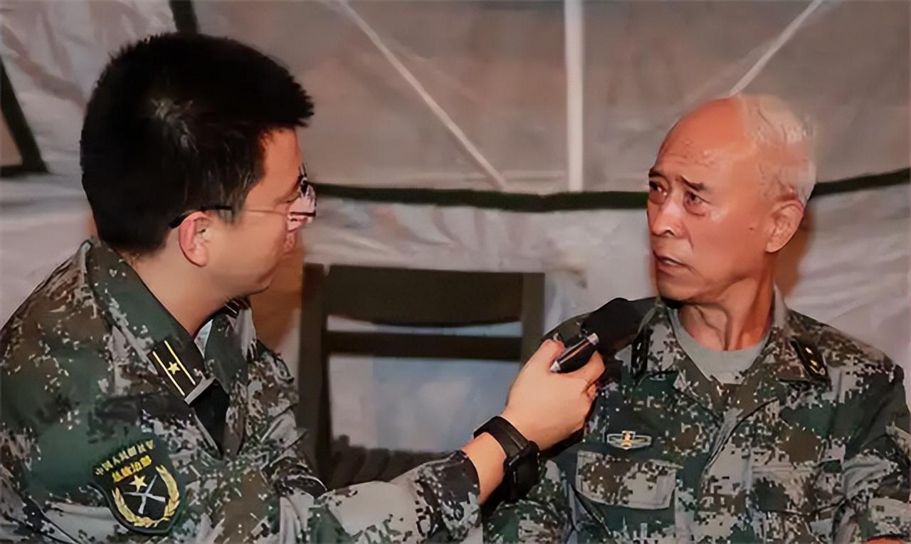 集团军军长，权力与职责的交织，集团军军长，权力与职责的巅峰之路