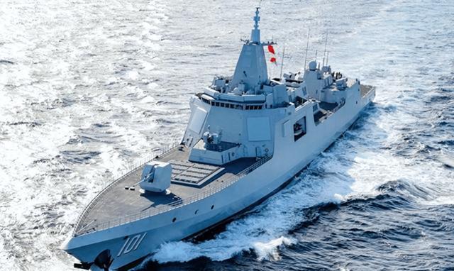 揭秘中国海军新利器，055九号舰，揭秘中国海军新利器，055九号舰亮相记