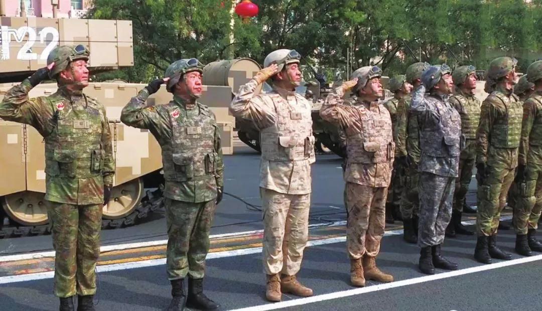 武警部队为什么不用星空迷彩，武警部队为何未采用星空迷彩？
