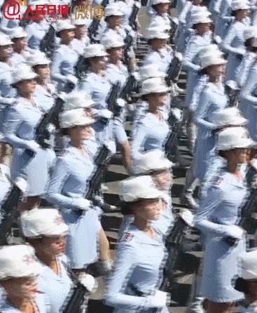 阅兵队中的女兵力量，展现新时代巾帼风采，阅兵队中的女兵力量，展现新时代巾帼风采与力量