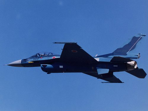 F-2战机，速度与力量的完美结合，F-2战机，速度与力量的天空霸主