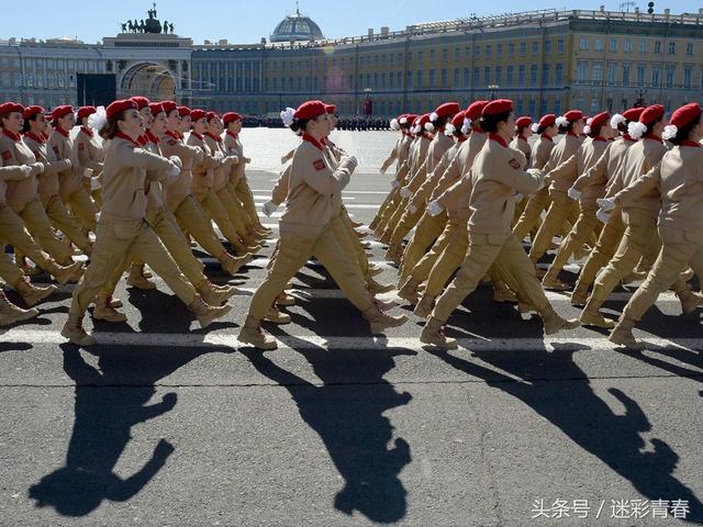 俄军女兵亮相胜利日阅兵彩排，展现力量与荣耀，俄军女兵阅兵彩排亮相，力量与荣耀的展现