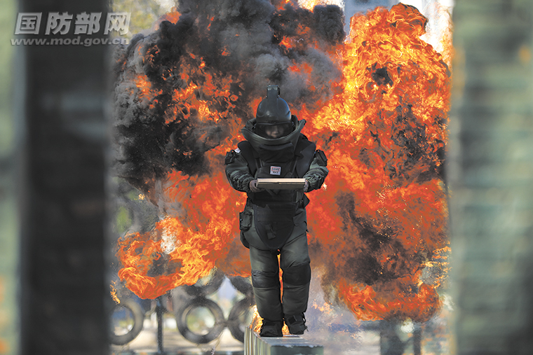 武警特战，精英中的精英，无可比拟的档次，武警特战精英，无可匹敌的精英力量