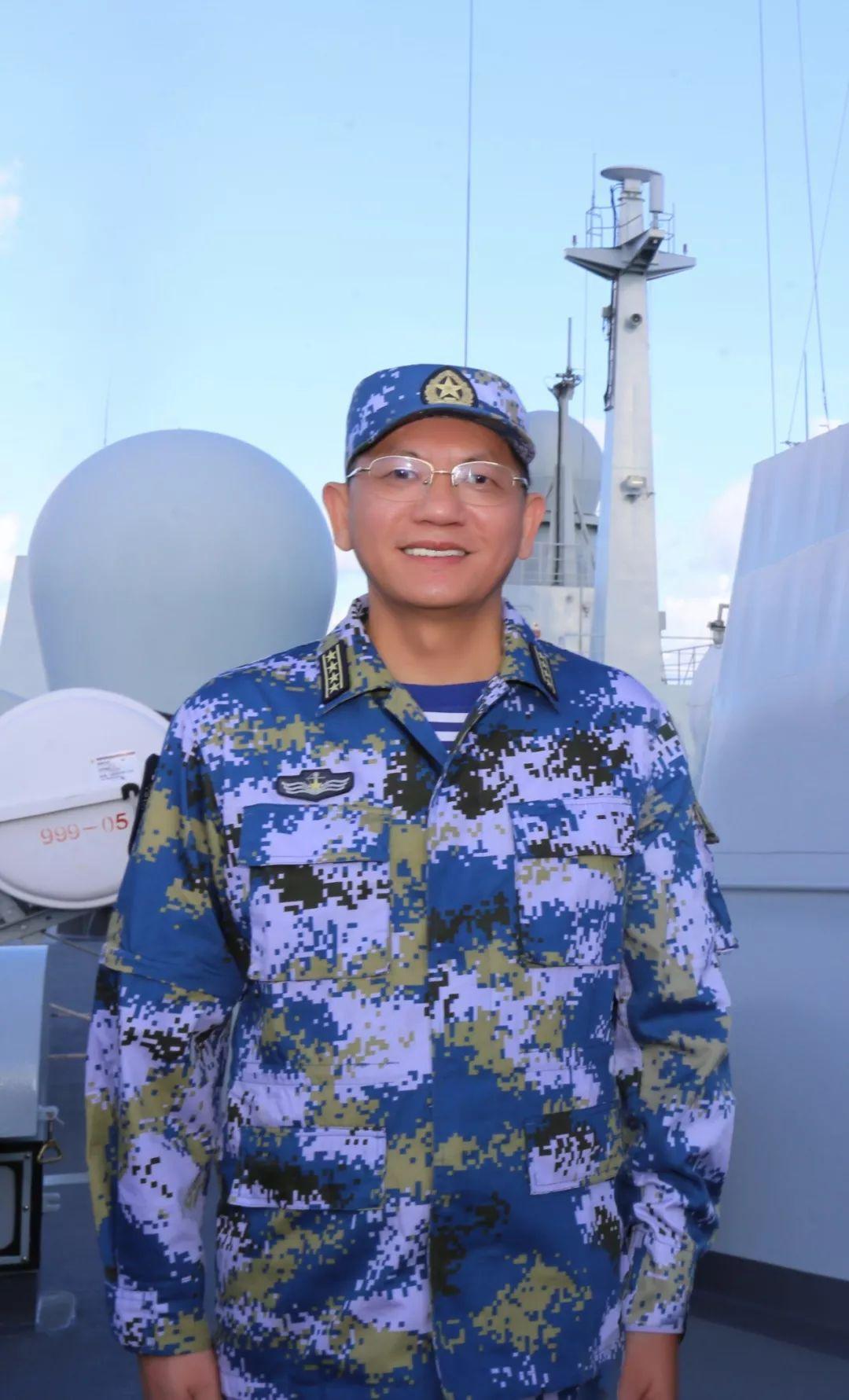 首次亚丁湾护航时间，中国海军的勇敢之旅与大国担当，中国海军首次亚丁湾护航，展现勇敢之旅与大国的担当