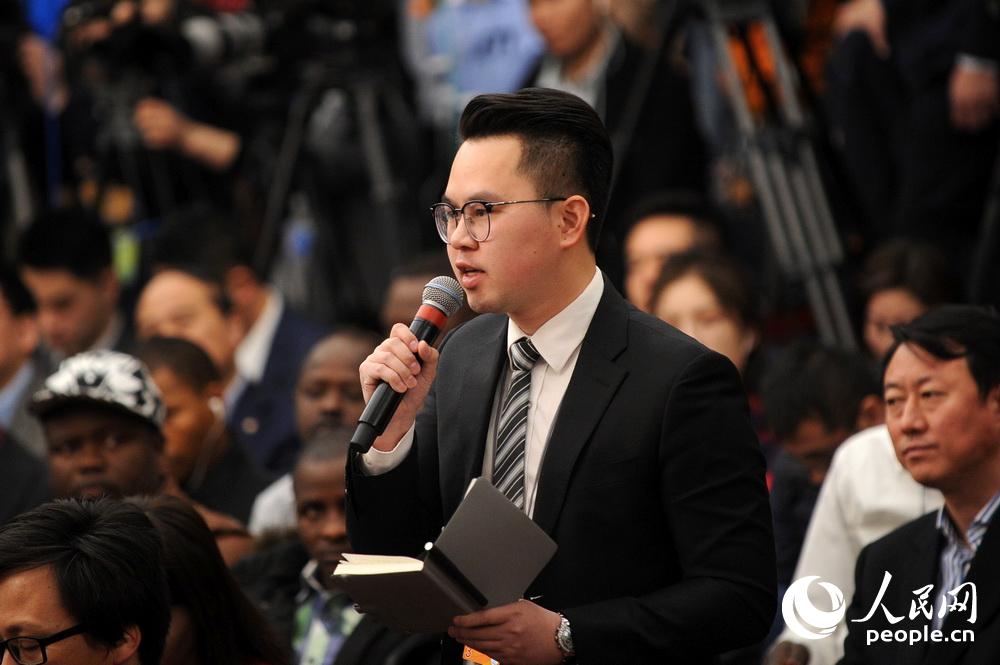 环球时报主要负责人，引领国际新闻传播的佼佼者，环球时报负责人领航国际新闻传播之巅