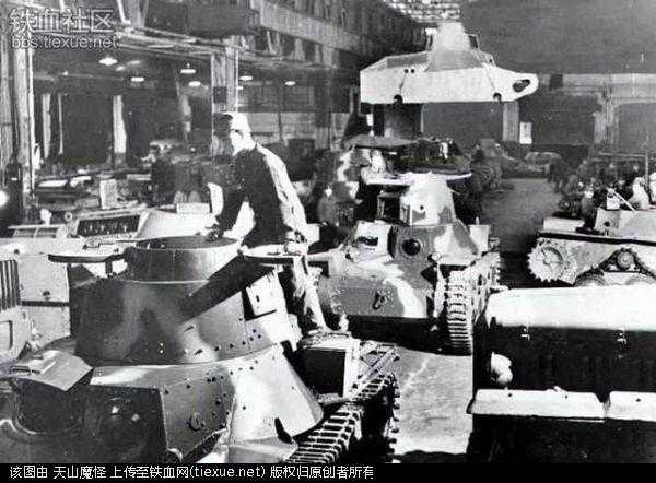 M1A2艾布拉姆斯坦克