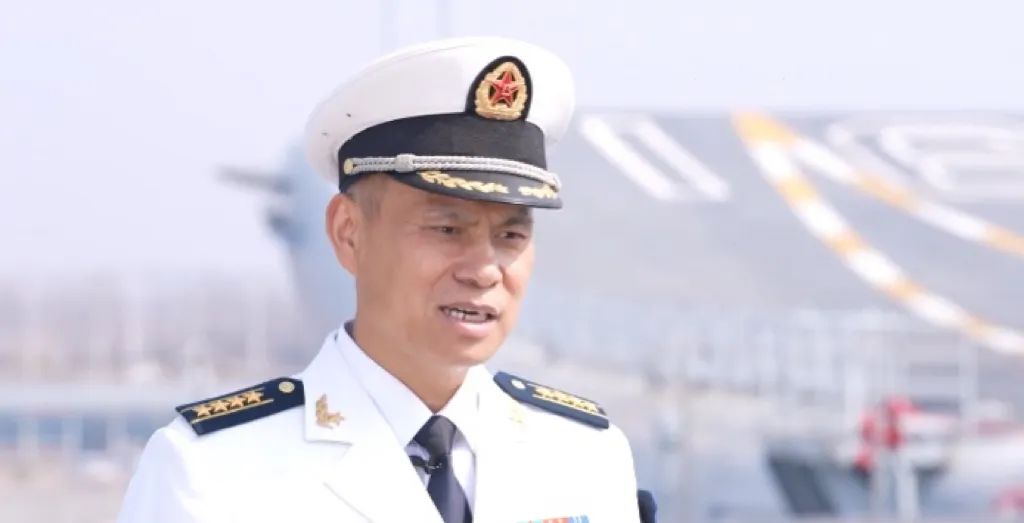 辽宁舰舰长，揭秘一位海军英雄的传奇人生，辽宁舰舰长揭秘海军英雄传奇人生之旅