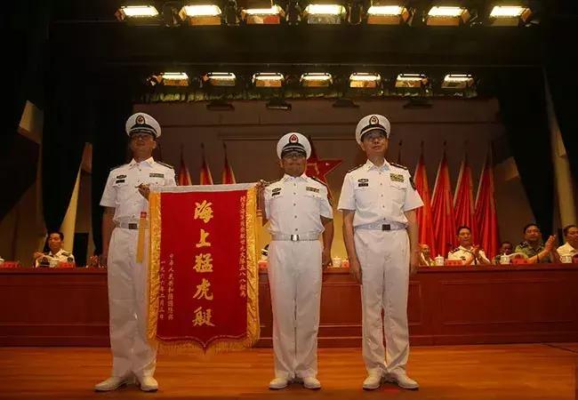 泉州舰，是055还是056？深入解析中国海军新一代舰艇的辉煌成就，中国海军新一代舰艇解析，泉州舰是055还是056的辉煌成就探索