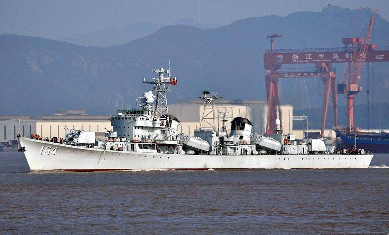 揭秘中国海军的骄傲，051D导弹驱逐舰，揭秘中国海军的骄傲，051D导弹驱逐舰的辉煌历程