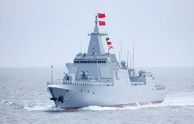 关于052与055哪个厉害，深度探讨与对比分析，深度探讨与对比，052与055谁更出色？