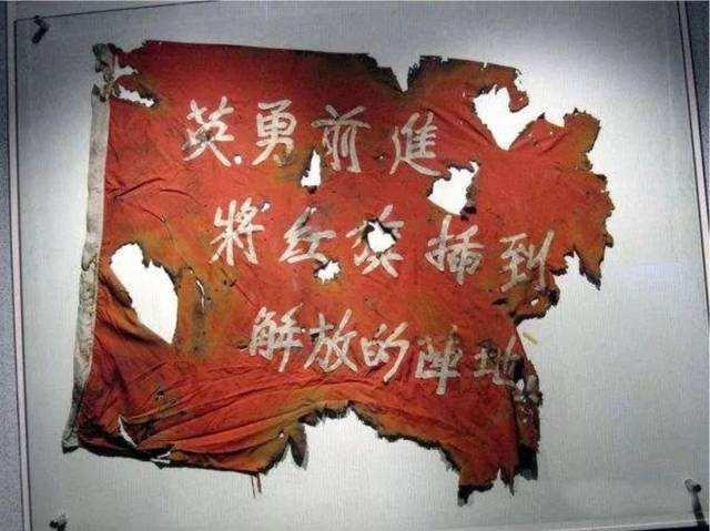 英勇的空降兵，第15军45师的美篇，英勇空降兵风采，第15军45师传奇篇章