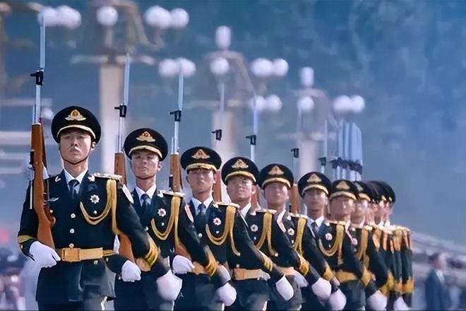 2019国庆大阅兵高清BT下载，回顾盛况，共享荣耀时刻，「2019国庆阅兵盛况回顾，高清下载共享荣耀时刻」