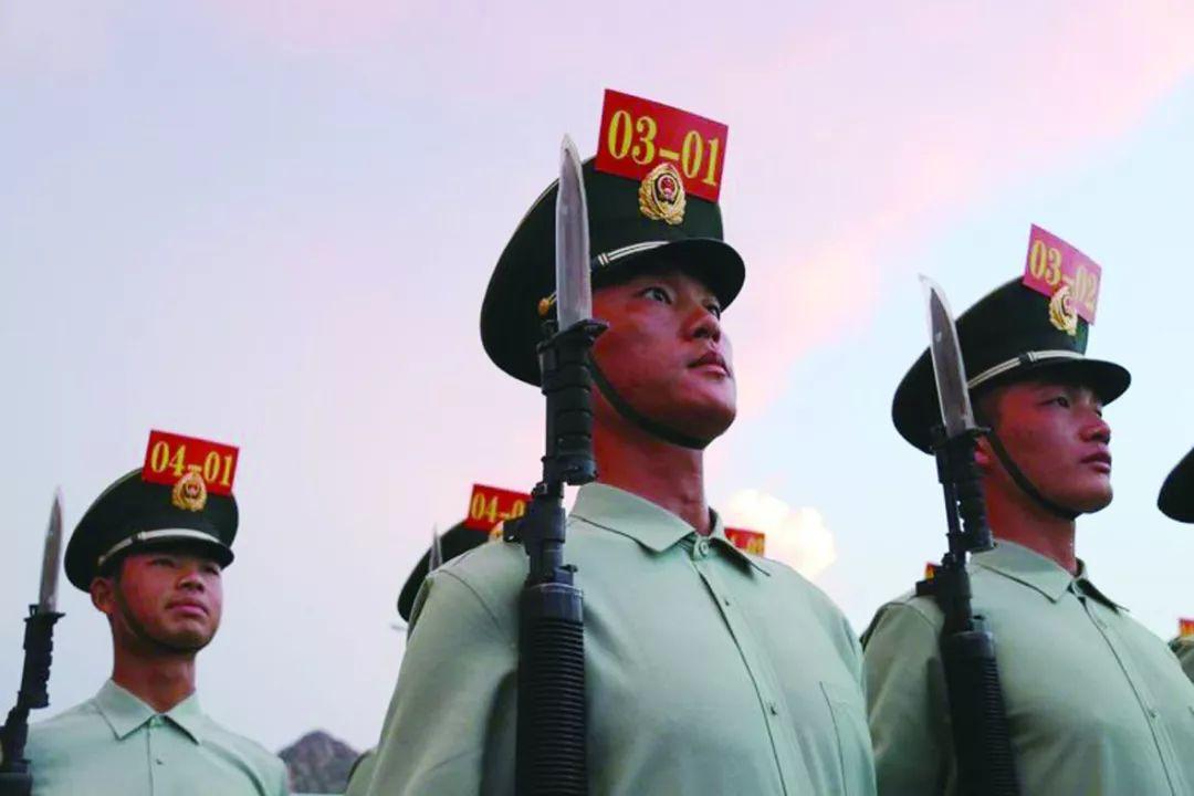 纪念胜利，2015年反法西斯胜利阅兵式，纪念反法西斯胜利，回顾辉煌的2015年阅兵式