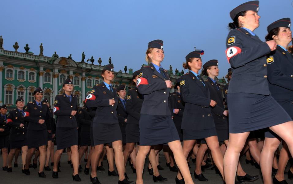 中国潜艇兵女兵，新时代海军力量的骄傲，中国潜艇兵女兵，新时代海军力量的璀璨明珠