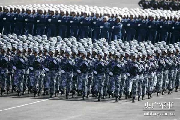 盛世盛典，回顾2009年国庆节阅兵完整版，盛世盛典回顾，2009年国庆节阅兵全景解析
