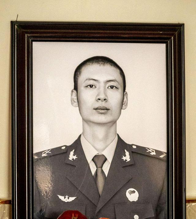 肖思远英雄简历——一位时代的杰出人物，肖思远，时代杰出人物的英雄简历