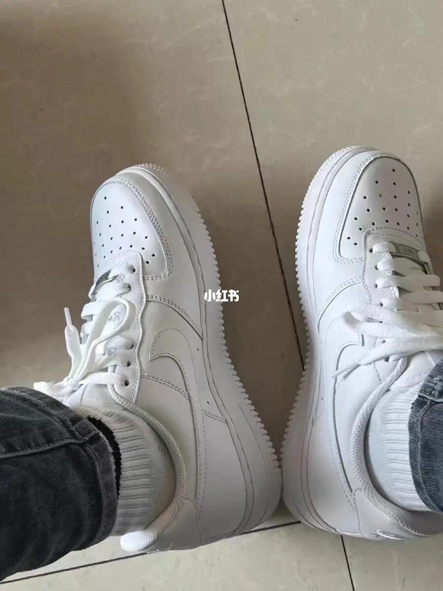 空军一号国语配音，声音的力量与情感的传递，空军一号国语配音，声音的力量与情感的交融