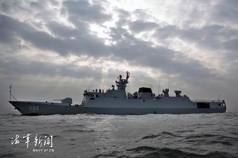 泉州舰，现代海军力量的缩影，泉州舰，现代海军力量的典范缩影