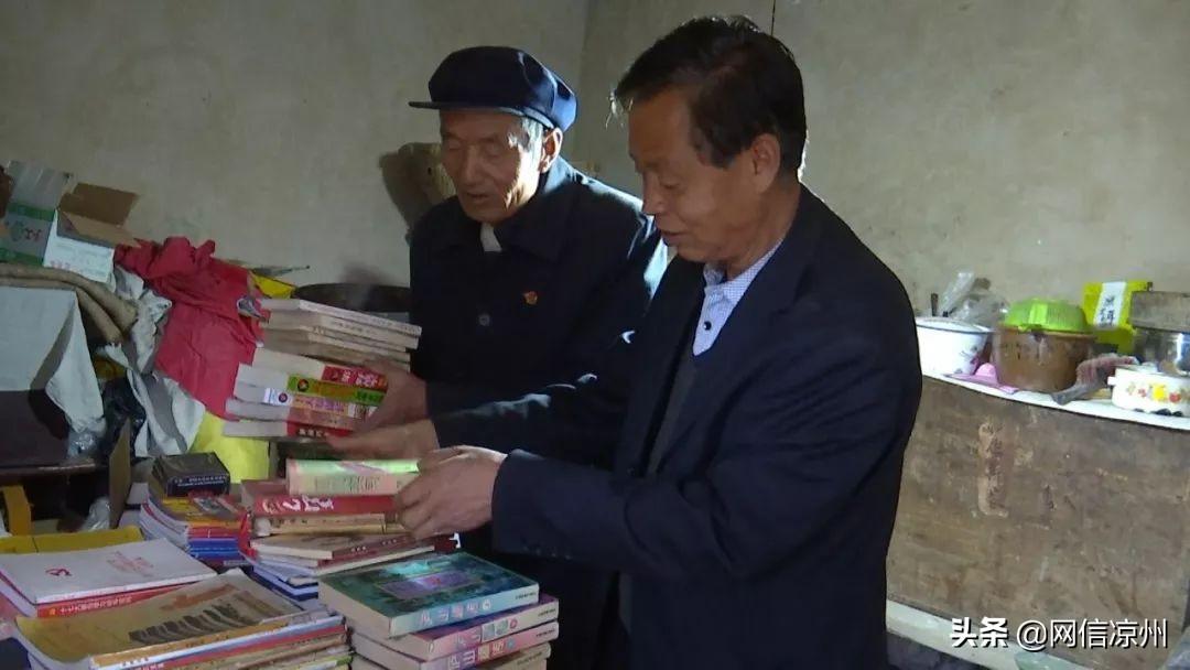 时事热点新闻素材摘抄，聚焦时事，洞悉世界动态，时事热点新闻素材摘抄，聚焦时事，掌握全球动态