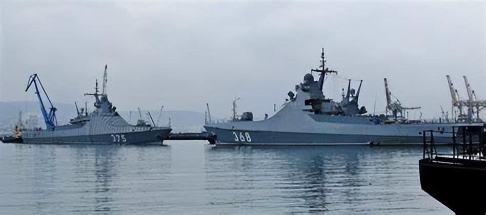 关于中国海军护卫舰054型的吨位分析，中国海军护卫舰054型吨位深度解析