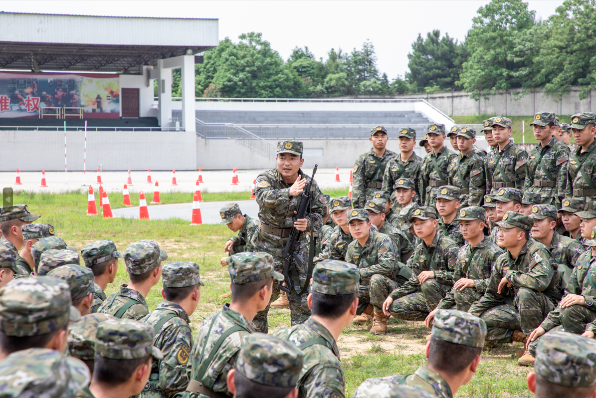 锤炼精兵强将