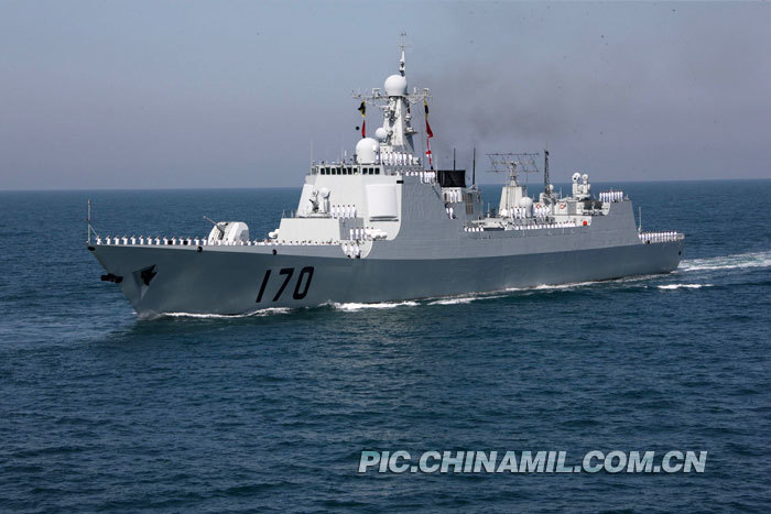中国海军170号导弹驱逐舰，新时代的海上卫士，中国海军170号导弹驱逐舰，新时代的海上卫士风采