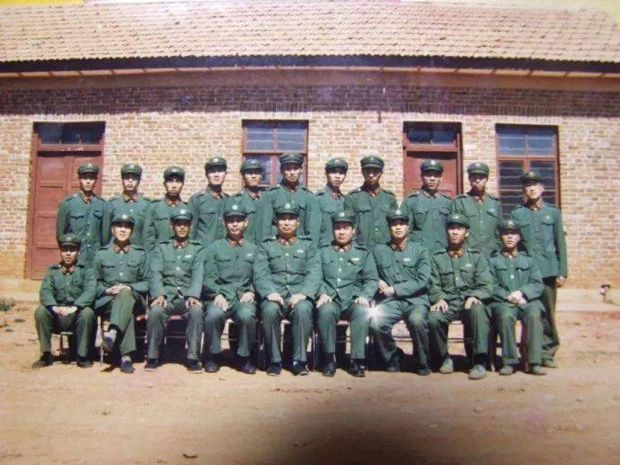 揭秘中国军队中的精锐之师——第64军炮兵旅，揭秘中国军队精锐之师，第64军炮兵旅实战化训练全景展示
