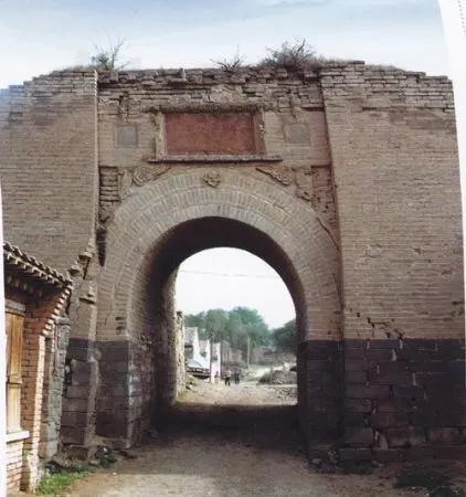 兵器图画，历史、艺术与现代科技的交融，兵器图画，历史艺术与现代科技的交汇点