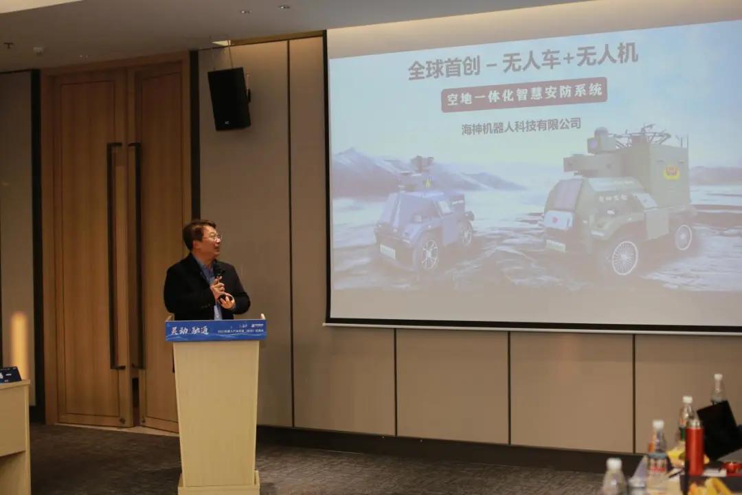 海神无人机与全球鹰，空中巨人的交汇与碰撞，海神无人机与全球鹰，空中巨人交汇碰撞揭秘