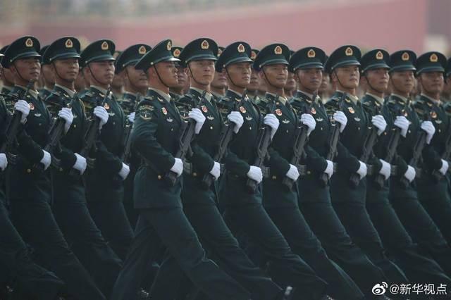 阅兵式方阵介绍，荣耀的瞬间，展现国家力量，阅兵式方阵荣耀瞬间，展现国家力量与荣耀风采
