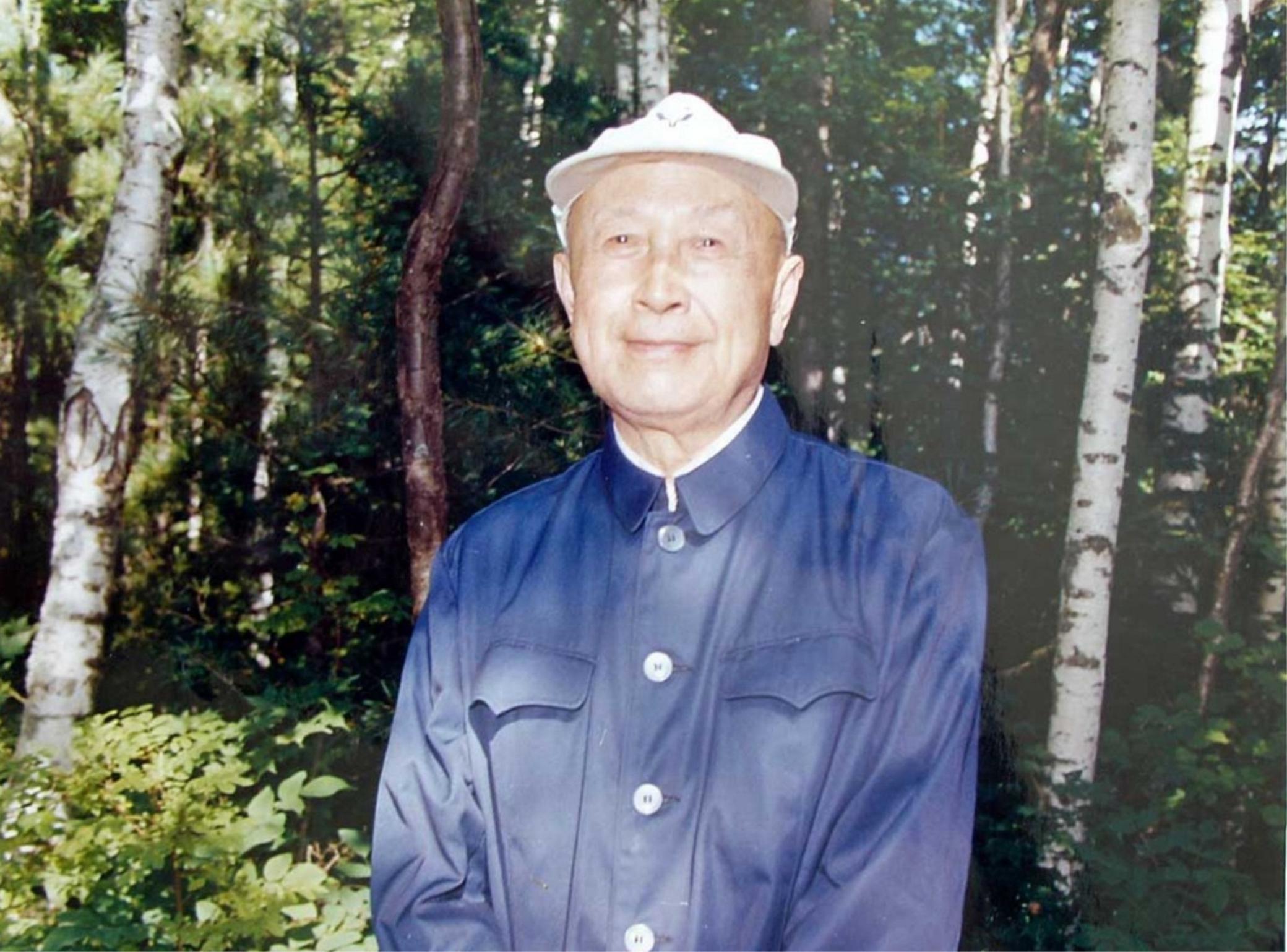 三军仪仗队抬棺仪式中的英雄身影——揭秘抬棺者的数量与故事，三军仪仗队抬棺仪式揭秘，英雄身影与抬棺者数量背后的故事