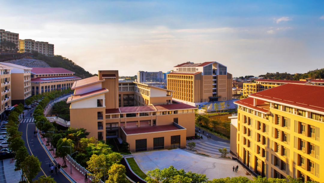泉州轻工职业学院，探索与体验，泉州轻工职业学院，探索与体验之旅