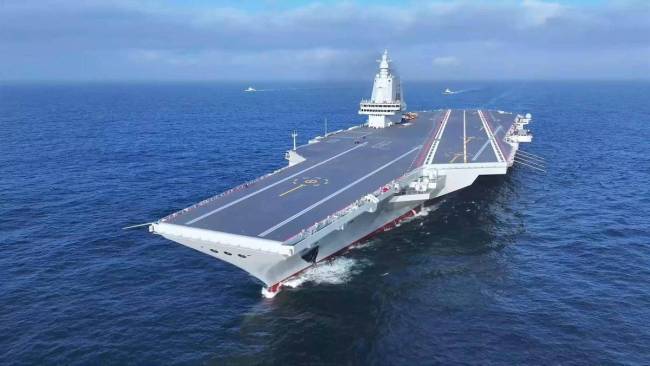 中国海军新篇章，004航母的最新进展报告，中国海军新篇章，004航母最新进展报告揭秘