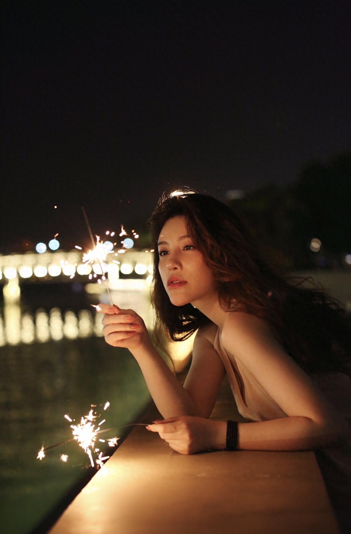 裤裆藏雷背后的女主角——揭秘林雨晴的传奇故事，裤裆藏雷背后的传奇女主角林雨晴揭秘