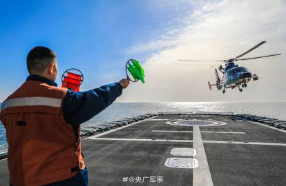 军事微博大V的影响力与责任担当，军事微博大V，影响力与责任担当的双重角色
