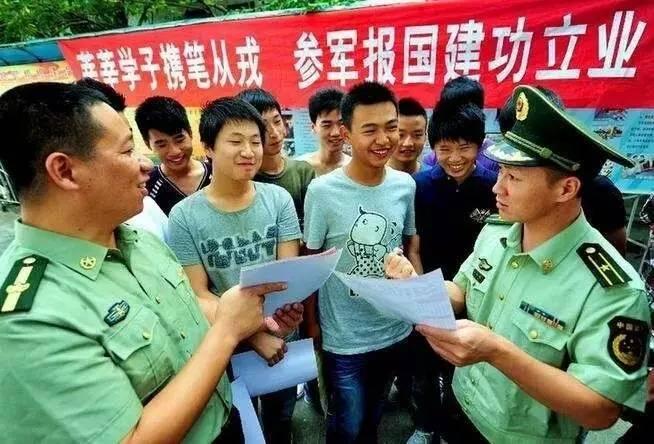 大学生士兵的成长之路，CCTV-1电视剧的启示，大学生士兵的成长之路，CCTV-1电视剧探微