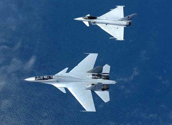 歼-16超音速巡航，中国空中力量的新里程碑，歼-16超音速巡航，中国空中力量的里程碑新进展