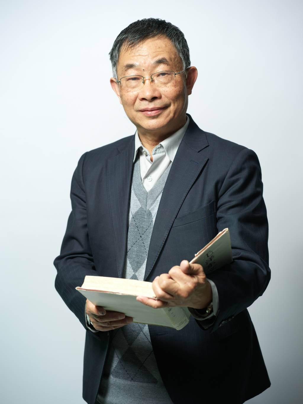 丁晓强，引领新时代的卓越领导者，丁晓强，新时代卓越领导者的典范