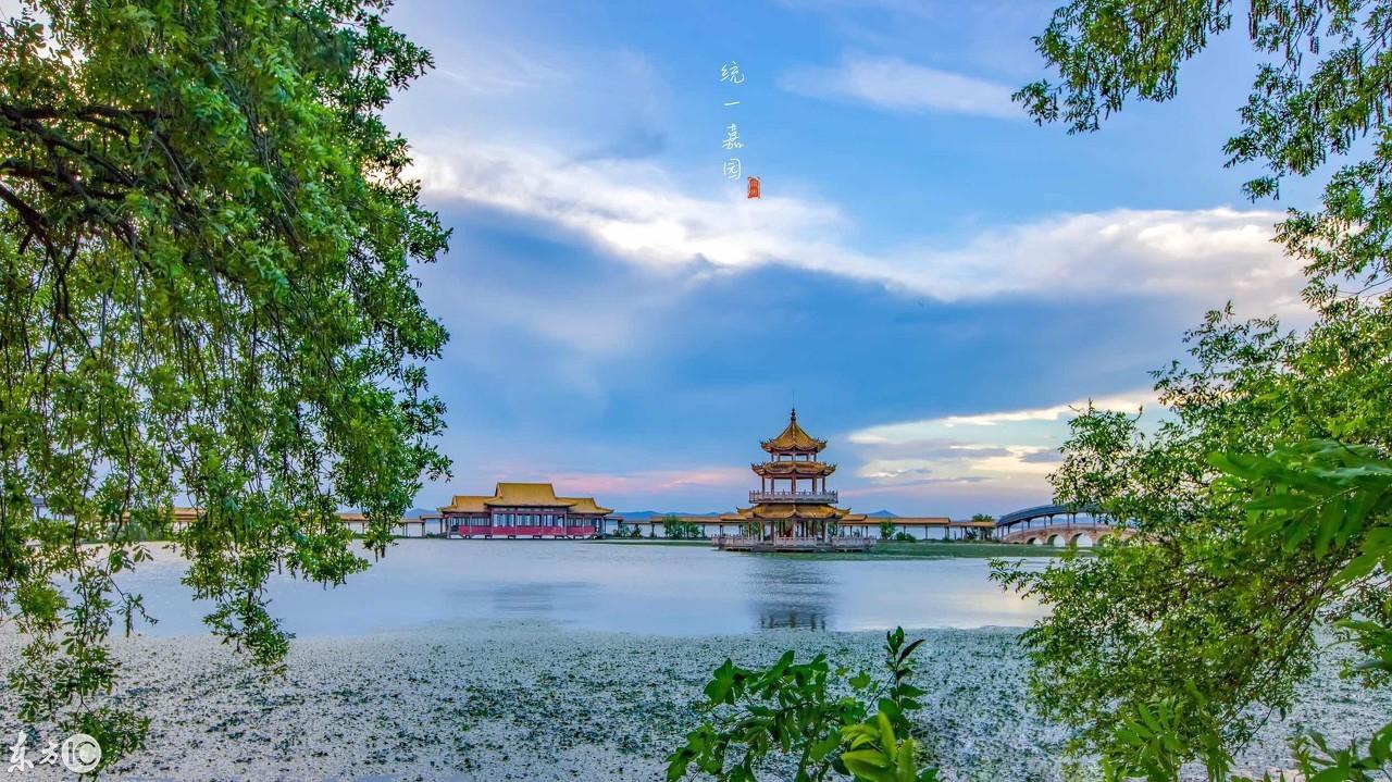 海峡两岸的重播，历史与文化的共鸣，海峡两岸重播，历史与文化的共鸣交响