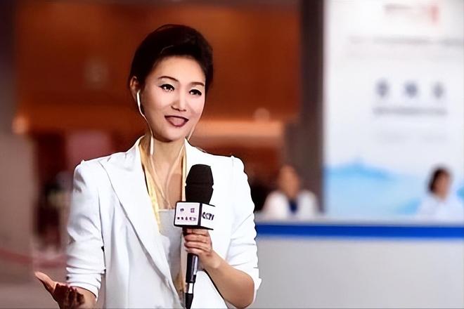 CCTV7国防军事女主持人王月，闪耀在军事新闻领域的璀璨明珠，CCTV7国防军事女主持人王月，军事新闻领域的璀璨明珠闪耀风采