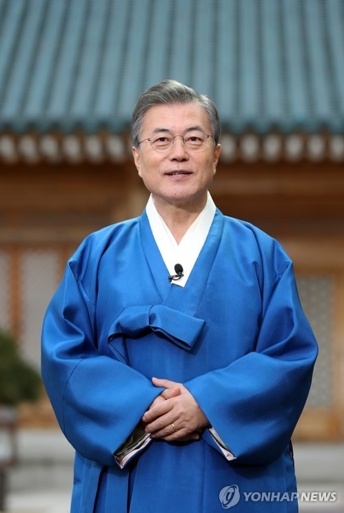 韩国总统文在寅，一位备受瞩目的领袖简介，韩国总统文在寅，备受瞩目的领袖风采简介