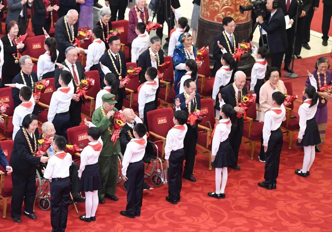 国家勋章名单一览表，荣耀与贡献的象征，国家勋章名单一览，荣耀与贡献的象征