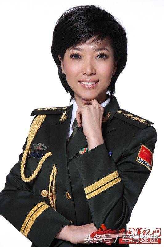 军事频道女主持人