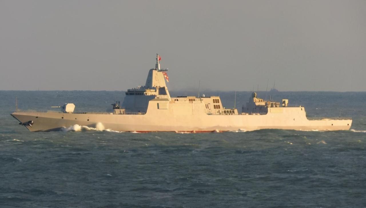揭秘中国海军新利器，055舰的最新消息，揭秘中国海军新利器，055舰最新动态曝光