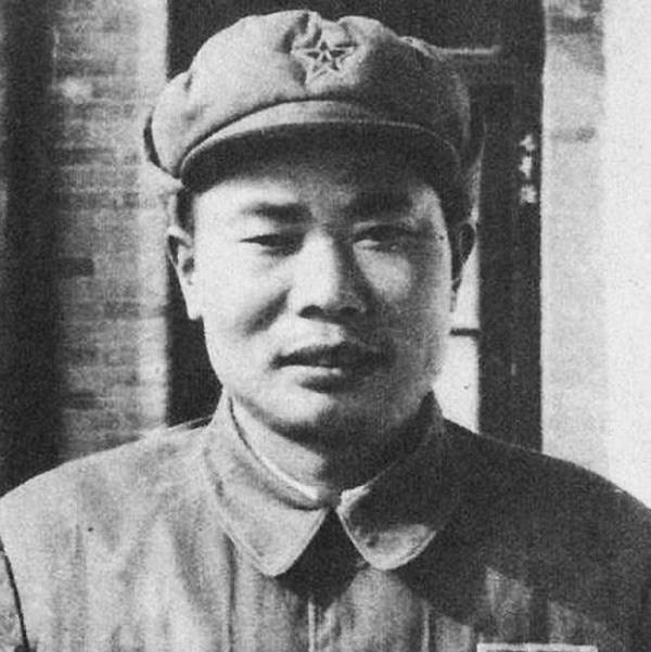 志愿军的几位司令员，英勇无畏的军事领袖，志愿军的英勇军事领袖，无畏司令们的传奇故事
