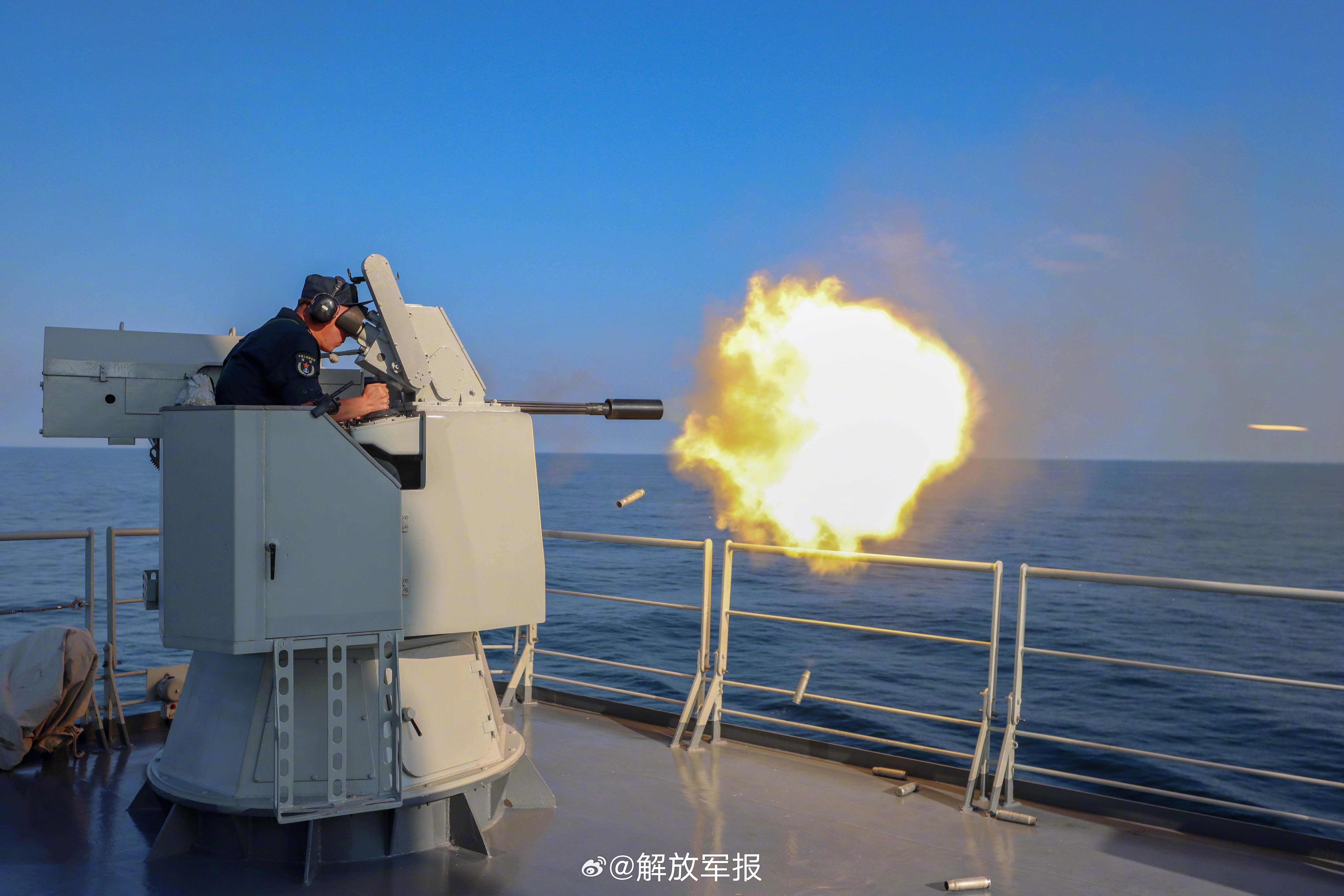 中国海军实弹打击海盗，捍卫海洋安全的力量展现，中国海军实弹打击海盗，捍卫海洋安全的坚定力量