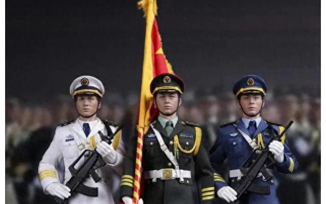 武警军装与解放军军装的区别在哪里，武警军装与解放军军装的区别解析